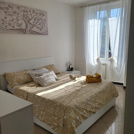 Casa Vacanze Porto Antico Apartment เจนัว ภายนอก รูปภาพ